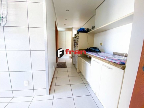 Imagem Casa com 3 Quartos à Venda, 450 m² em Córrego Grande - Florianópolis Imagem Casa com 3 Quartos à Venda, 450 m² em Córrego Grande - Florianópolis
