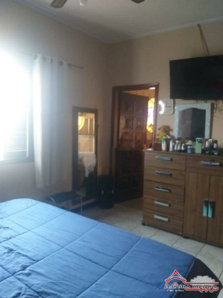 Imagem Casa com 3 Quartos à Venda, 247 m² em Centro - Jacareí Imagem Casa com 3 Quartos à Venda, 247 m² em Centro - Jacareí