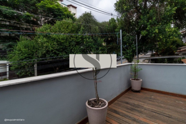 Imagem Casa com 3 Quartos à Venda, 196 m² em Pinheiros - São Paulo Imagem Casa com 3 Quartos à Venda, 196 m² em Pinheiros - São Paulo