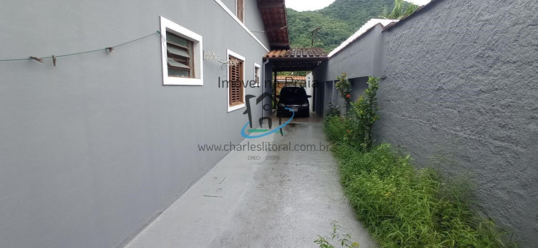 Imagem Casa com 3 Quartos à Venda,  em Perequê Mirim - Ubatuba