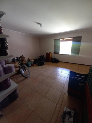 Imagem Casa com 2 Quartos à Venda, 800 m² em Cascatinha - Nova Friburgo