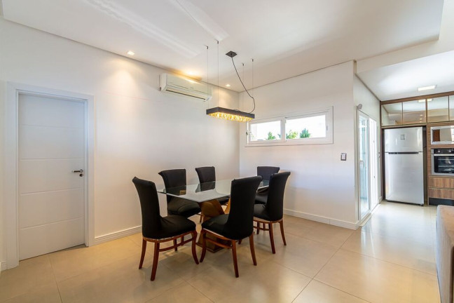 Imagem Casa com 3 Quartos à Venda, 200 m² em Estância Velha - Canoas