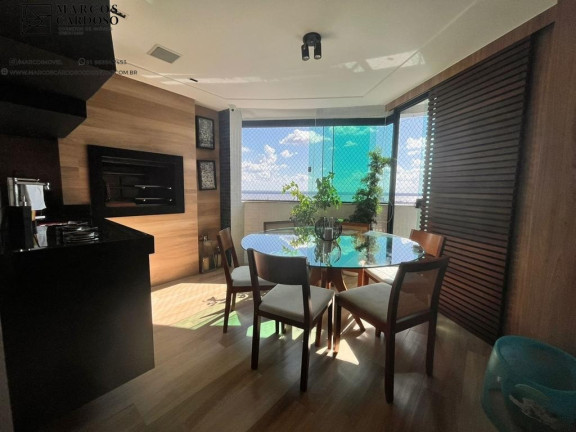 Imagem Imóvel com 4 Quartos à Venda, 286 m² em Batista Campos - Belém