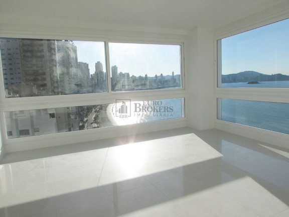 Imagem Apartamento com 3 Quartos à Venda, 157 m² em Centro - Balneário Camboriú Imagem Apartamento com 3 Quartos à Venda, 157 m² em Centro - Balneário Camboriú