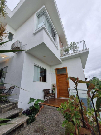 Imagem Casa com 3 Quartos à Venda, 216 m² em Camboinhas - Niterói