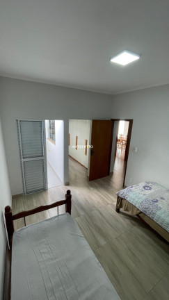 Imagem Casa com 2 Quartos à Venda, 94 m²