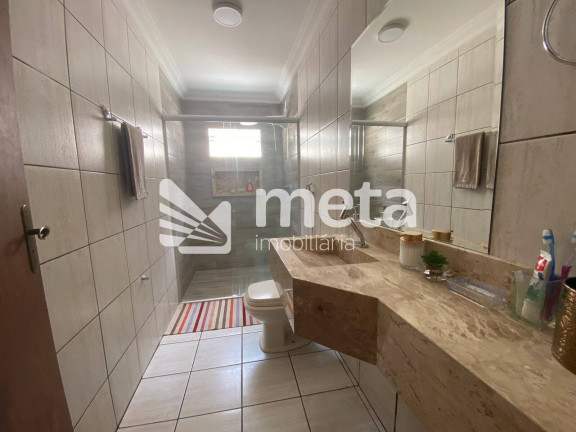 Imagem Casa com 3 Quartos à Venda, 250 m² em Vila Eduardo - Petrolina Imagem Casa com 3 Quartos à Venda, 250 m² em Vila Eduardo - Petrolina