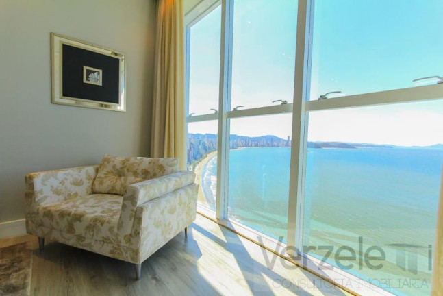 Imagem Apartamento com 4 Quartos à Venda, 330 m² em Centro - Balneário Camboriú