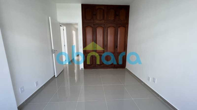 Imagem Apartamento com 3 Quartos à Venda, 143 m² em Copacabana - Rio De Janeiro Imagem Apartamento com 3 Quartos à Venda, 143 m² em Copacabana - Rio De Janeiro