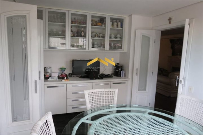 Imagem Apartamento com 3 Quartos à Venda, 200 m² em Moema - São Paulo