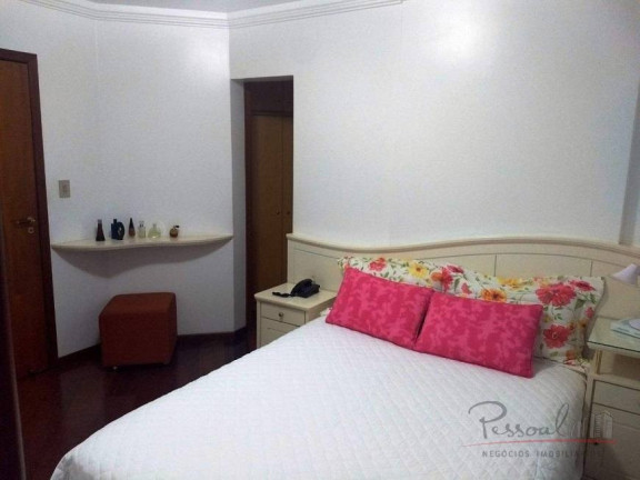 Imagem Apartamento com 4 Quartos à Venda, 135 m² em Centro - Florianópolis Imagem Apartamento com 4 Quartos à Venda, 135 m² em Centro - Florianópolis