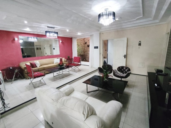 Imagem Casa com 9 Quartos à Venda, 960 m² em Centro - Fortaleza Imagem Casa com 9 Quartos à Venda, 960 m² em Centro - Fortaleza