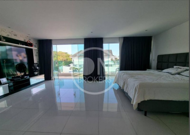 Imagem Casa com 4 Quartos à Venda, 390 m² em Vargem Grande - Rio De Janeiro