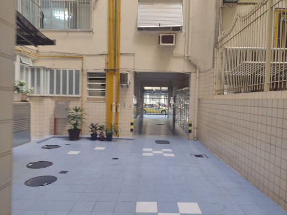 Imagem Apartamento com 3 Quartos à Venda, 105 m² em Copacabana - Rio De Janeiro