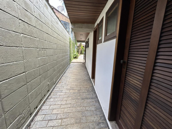 Imagem Casa com 7 Quartos à Venda, 300 m² em Lázaro - Ubatuba