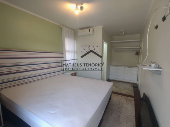 Imagem Apartamento com 3 Quartos à Venda, 130 m²