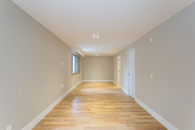 Imagem Apartamento com 2 Quartos à Venda, 161 m² em Moema - São Paulo