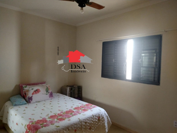 Imagem Casa com 3 Quartos à Venda, 250 m² em Parque São Miguel - Hortolândia