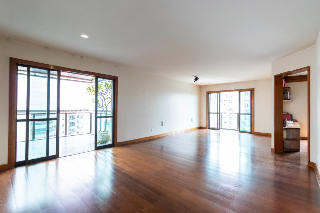Imagem Apartamento com 3 Quartos à Venda, 325 m² em Moema - São Paulo