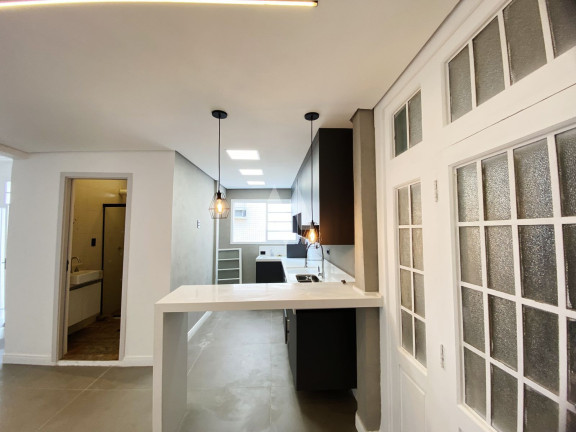 Imagem Apartamento com 2 Quartos à Venda, 80 m² em Gonzaga - Santos