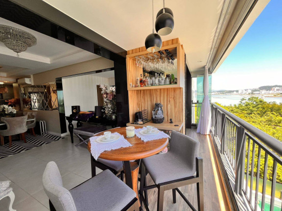 Imagem Apartamento com 3 Quartos à Venda, 130 m² em Abraão - Florianópolis