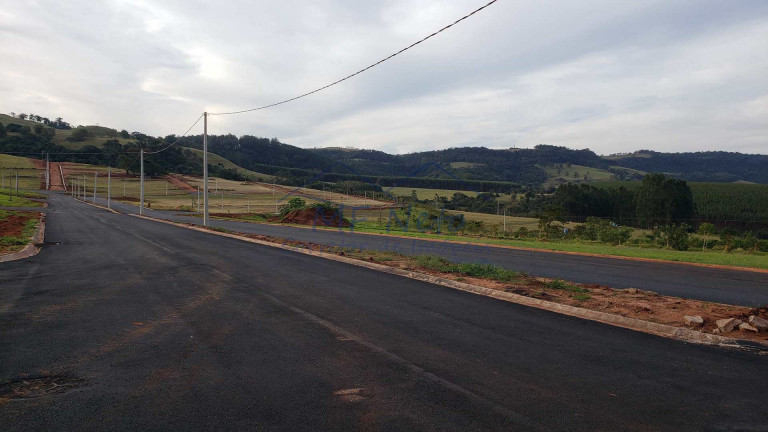 Imagem Terreno à Venda, 420 m² em Residencial Cuscoville - Analândia