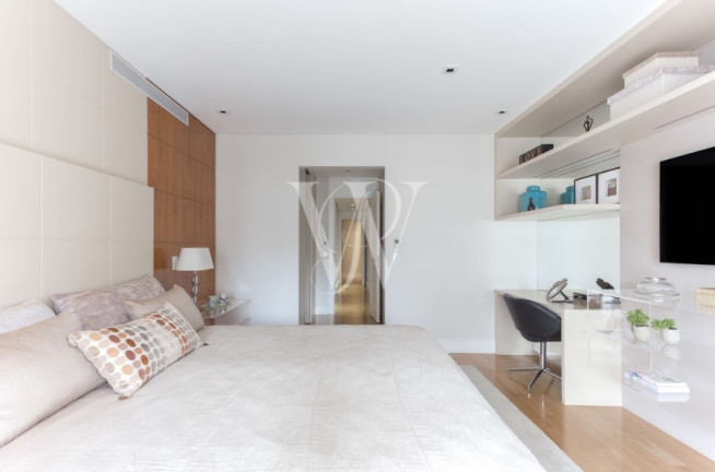 Imagem Apartamento com 3 Quartos à Venda, 273 m² em Itaim Bibi - São Paulo