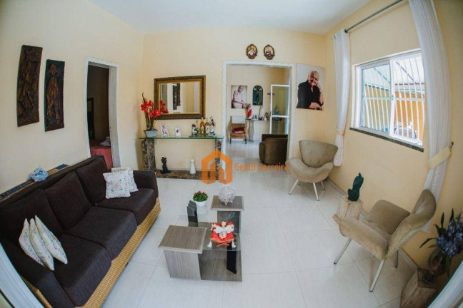 Imagem Casa com 3 Quartos à Venda, 215 m² em Henrique Jorge - Fortaleza