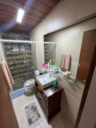 Imagem Casa com 3 Quartos à Venda, 264 m² em Espinheiros - Itajaí