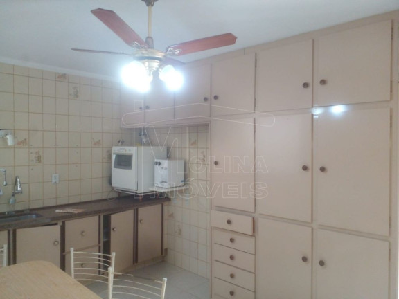 Imagem Casa com 3 Quartos para Alugar, em Centro - Araraquara Imagem Casa com 3 Quartos para Alugar, em Centro - Araraquara