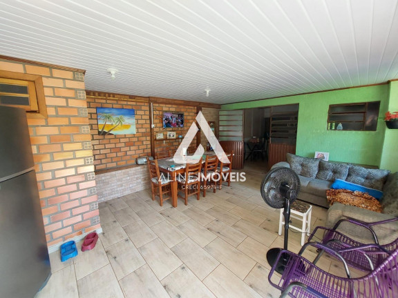 Imagem Casa com 2 Quartos à Venda, 205 m² em Centro - Cruz Alta Imagem Casa com 2 Quartos à Venda, 205 m² em Centro - Cruz Alta