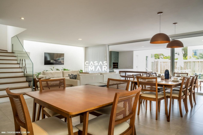 Imagem Casa com 5 Quartos à Venda, 470 m² em Frade (cunhambebe) - Angra Dos Reis
