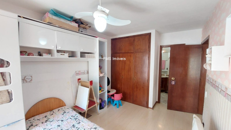 Imagem Imóvel com 4 Quartos à Venda, 158 m² em Moema - São Paulo Imagem Imóvel com 4 Quartos à Venda, 158 m² em Moema - São Paulo