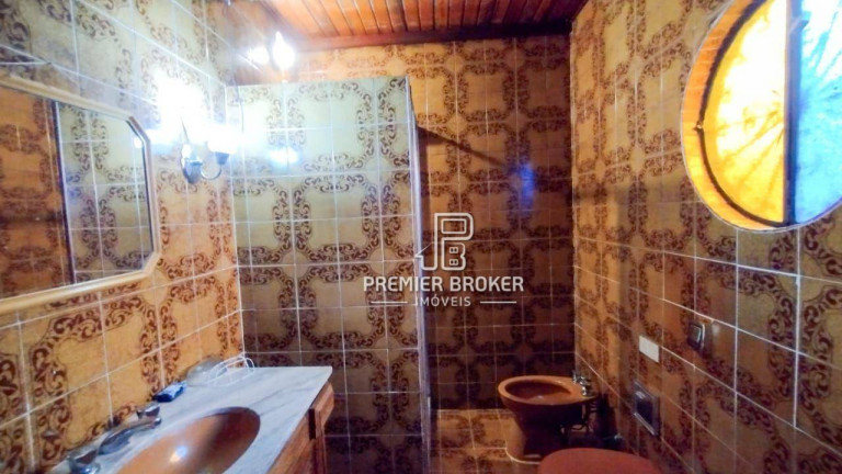 Imagem Casa com 4 Quartos à Venda, 249 m² em Colônia Alpina - Teresópolis