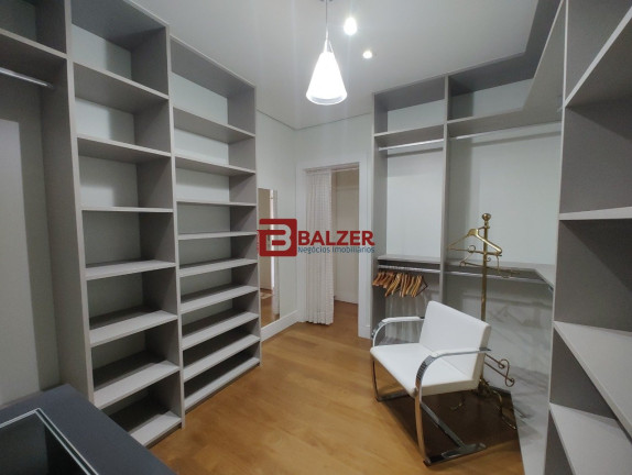 Imagem Apartamento com 4 Quartos à Venda, 178 m² em Centro - Florianópolis Imagem Apartamento com 4 Quartos à Venda, 178 m² em Centro - Florianópolis
