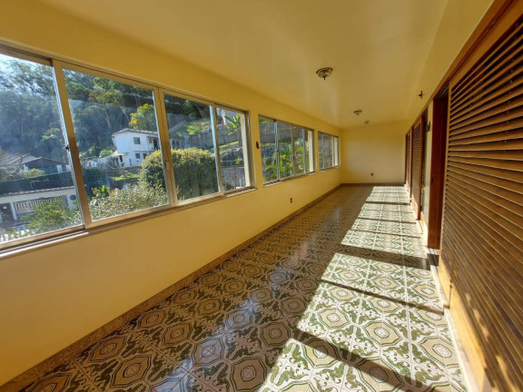 Imagem Casa com 6 Quartos à Venda, 525 m² em Bom Retiro - Teresópolis