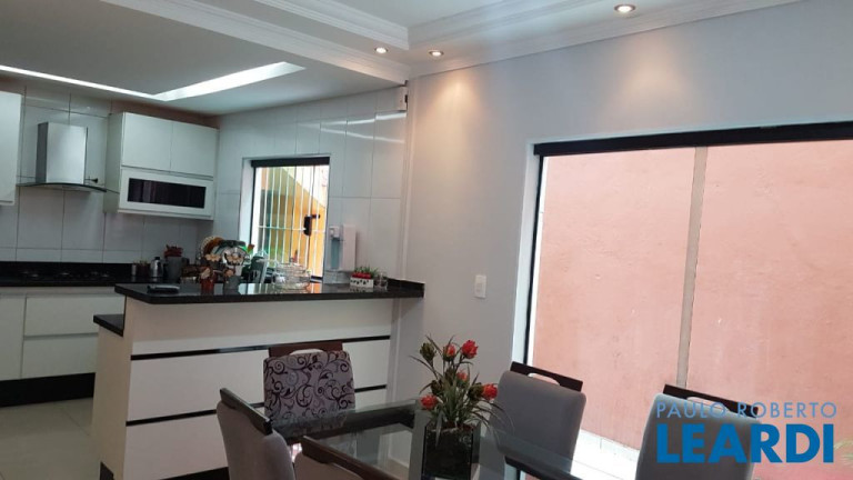 Imagem Sobrado com 3 Quartos à Venda, 201 m² em Vila Linda - Santo André Imagem Sobrado com 3 Quartos à Venda, 201 m² em Vila Linda - Santo André