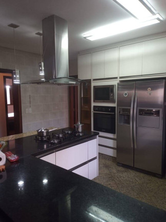 Imagem Casa com 3 Quartos à Venda, 267 m² em Parque Veneza - Arapongas