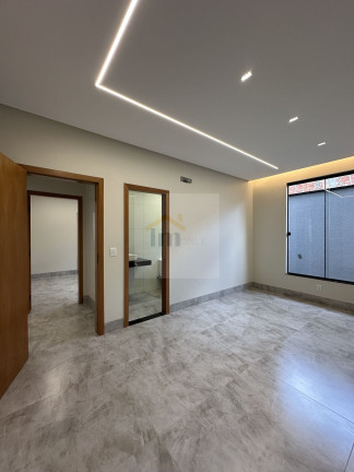 Imagem Casa com 3 Quartos à Venda, 210 m² em Parque Amazônia - Goiânia