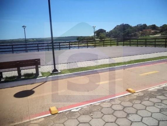 Terreno à Venda, 41.856 m² em Querência Do Rio Bonito (vitoriana) - Botucatu