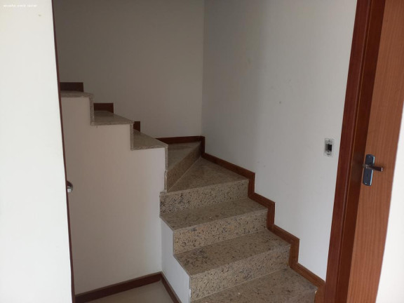 Imagem Casa com 3 Quartos à Venda, 375 m² em Serra Grande - Niterói