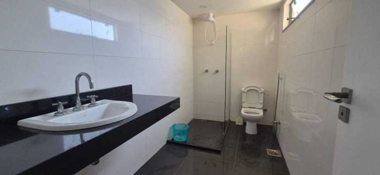 Imagem Casa com 4 Quartos à Venda, 300 m² em Barra Da Tijuca - Rio De Janeiro Imagem Casa com 4 Quartos à Venda, 300 m² em Barra Da Tijuca - Rio De Janeiro