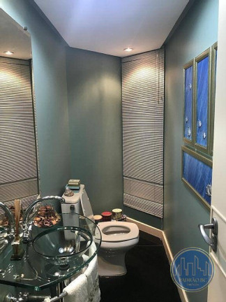 Imagem Apartamento com 4 Quartos para Temporada, 180 m² em Centro - Balneário Camboriú Imagem Apartamento com 4 Quartos para Temporada, 180 m² em Centro - Balneário Camboriú