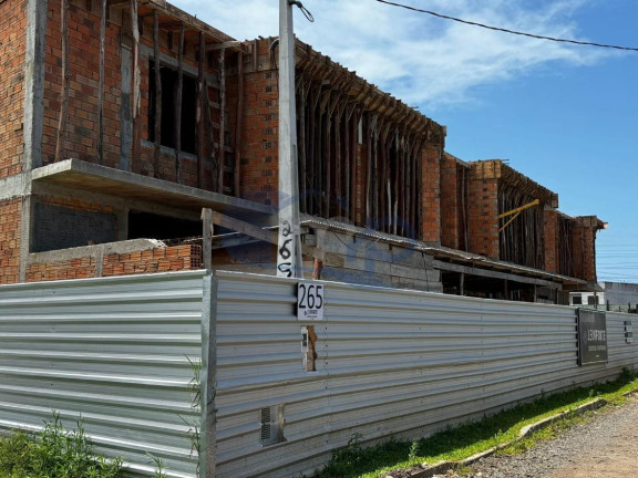 Imagem Sobrado com 2 Quartos à Venda, 101 m² em Igra Sul - Torres Imagem Sobrado com 2 Quartos à Venda, 101 m² em Igra Sul - Torres