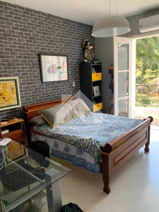 Imagem Casa com 4 Quartos à Venda, 750 m² em Chácara Eliana - Cotia Imagem Casa com 4 Quartos à Venda, 750 m² em Chácara Eliana - Cotia