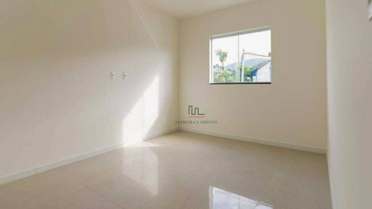 Imagem Casa com 4 Quartos à Venda, 120 m² em Piratininga - Niterói Imagem Casa com 4 Quartos à Venda, 120 m² em Piratininga - Niterói