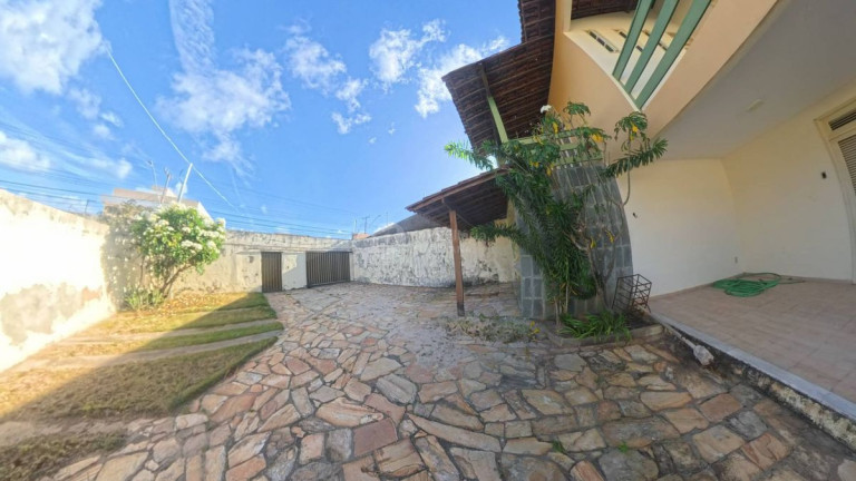 Imagem Casa com 5 Quartos à Venda, em Coroa Do Meio - Aracaju Imagem Casa com 5 Quartos à Venda, em Coroa Do Meio - Aracaju
