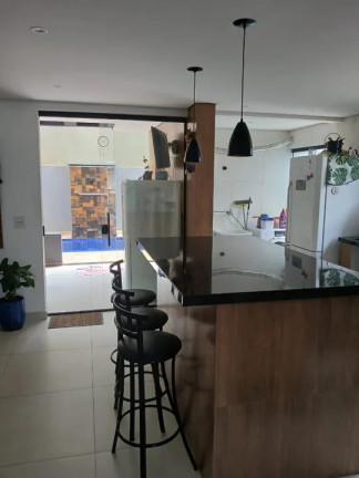 Imagem Casa com 3 Quartos para Alugar, 250 m² em Rio Cotia - Cotia Imagem Casa com 3 Quartos para Alugar, 250 m² em Rio Cotia - Cotia