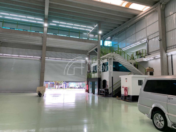 Imóvel Comercial para Alugar, 1.000 m² em Valongo - Santos