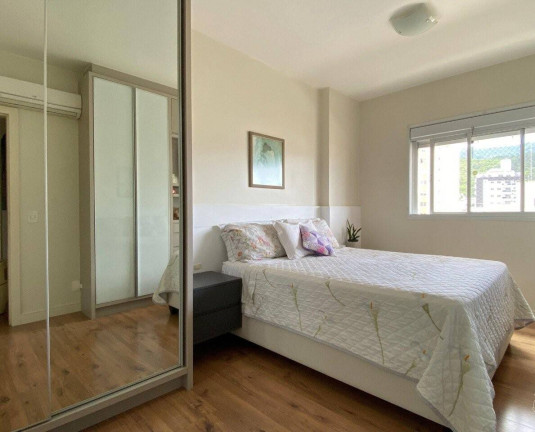 Imagem Apartamento com 4 Quartos à Venda, 122 m² em Itacorubi - Florianópolis